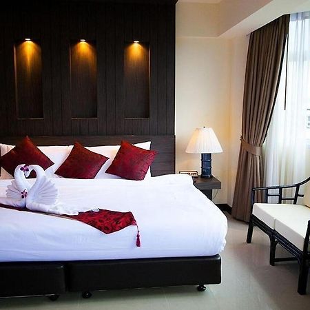 Suncity Hotel Паттая Екстер'єр фото