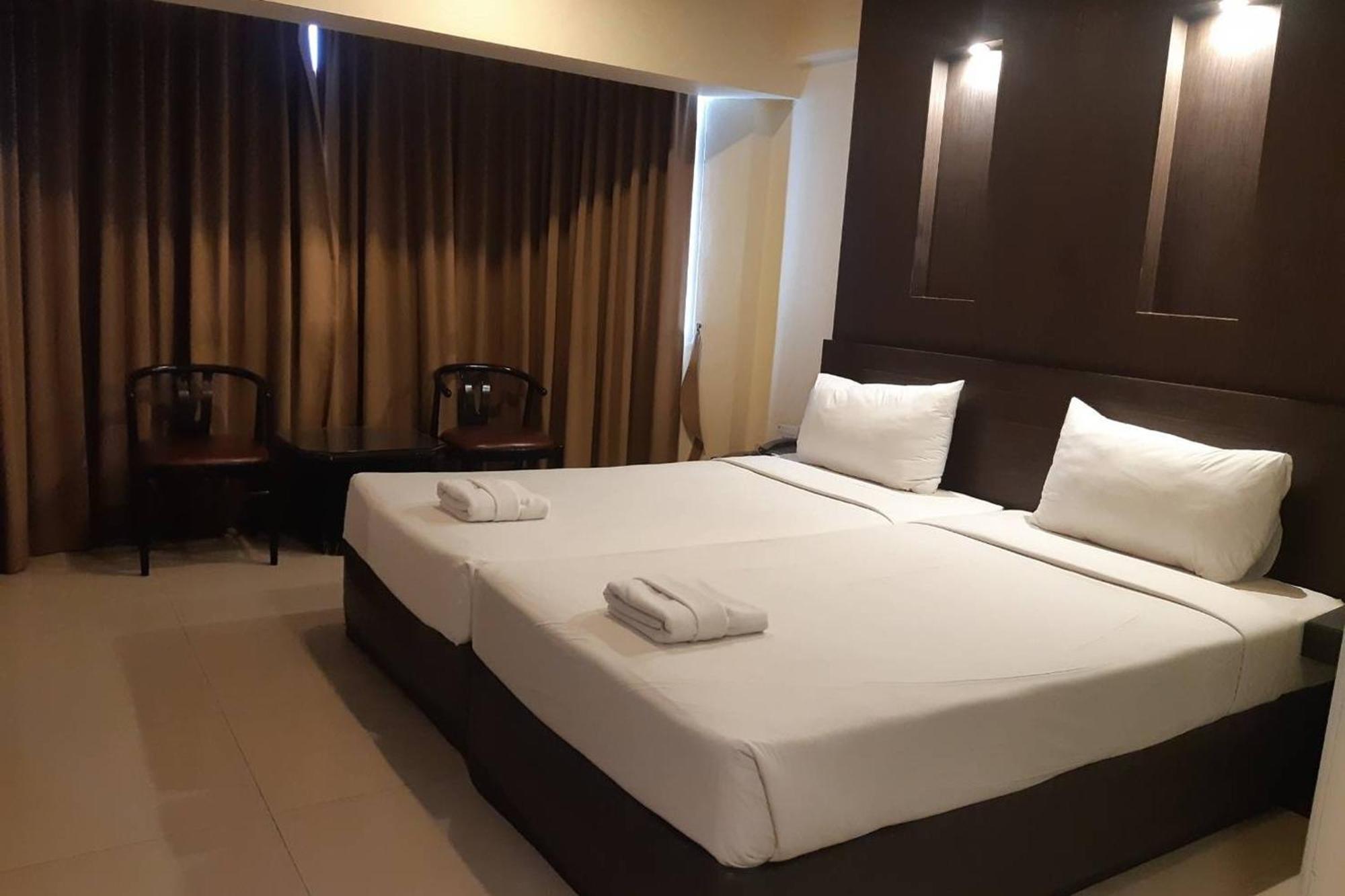 Suncity Hotel Паттая Екстер'єр фото