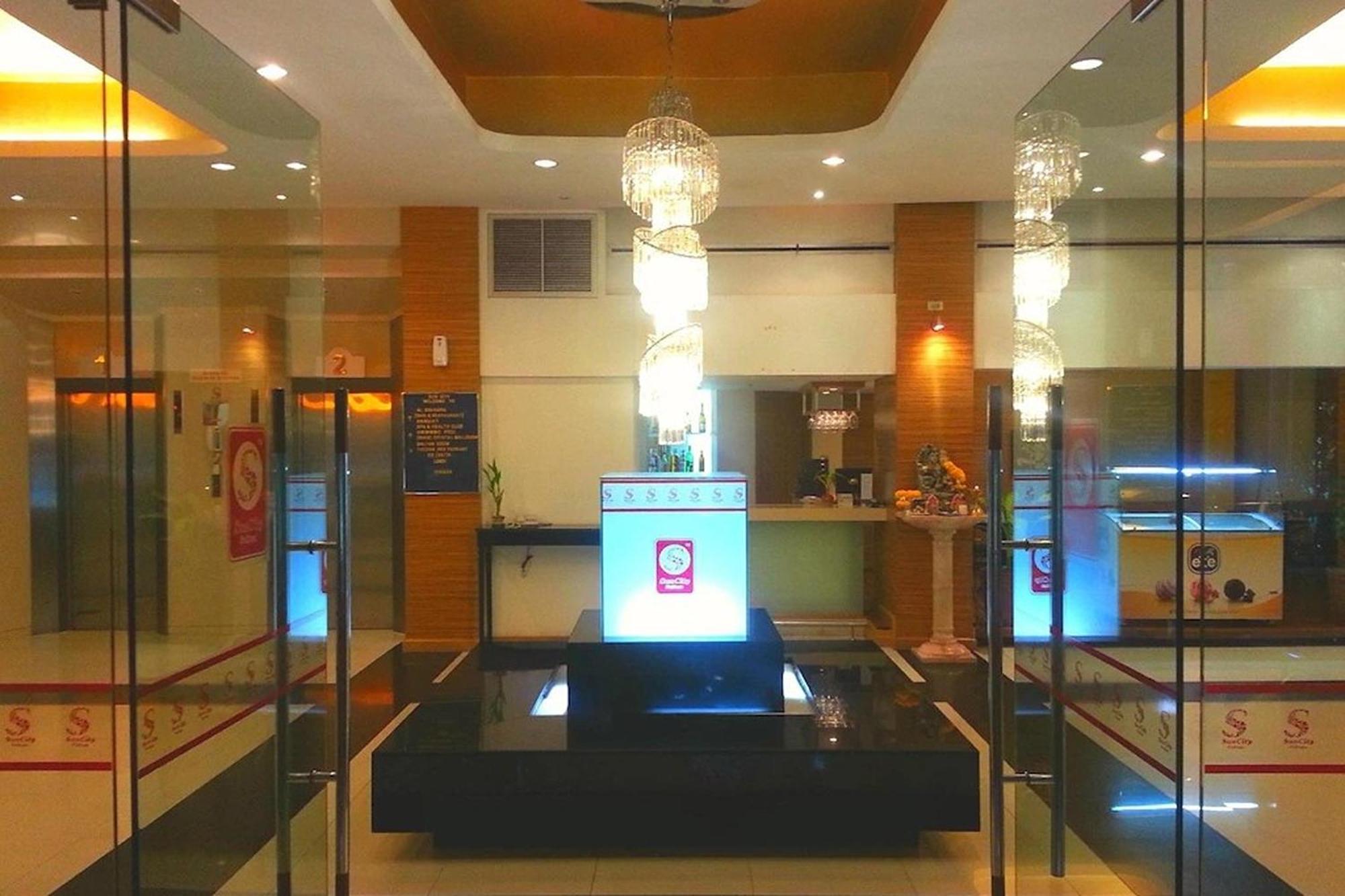 Suncity Hotel Паттая Екстер'єр фото